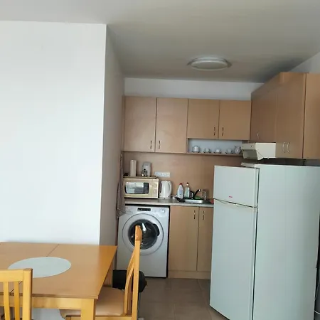 Grant Noks Appartement *